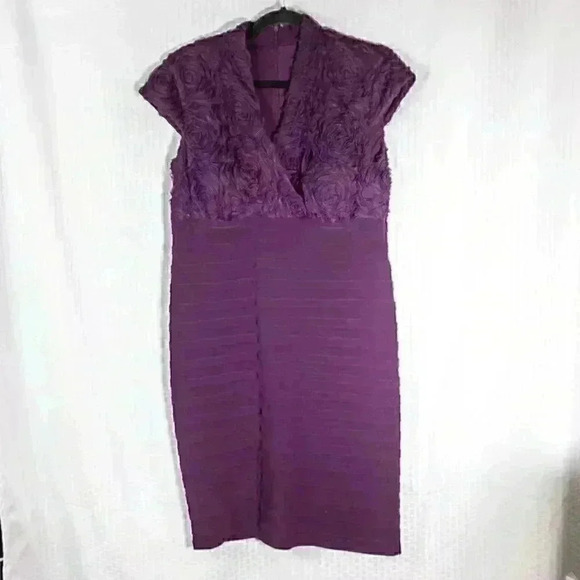 R&M Richards Plum Purple Rosette Bust Cap Sleeve Cocktail Dress Size 12 - Picture 1 of 7